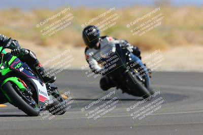 media/Oct-08-2022-SoCal Trackdays (Sat) [[1fc3beec89]]/Turn 16 (125pm)/